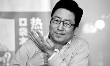 白岩松_黑白01